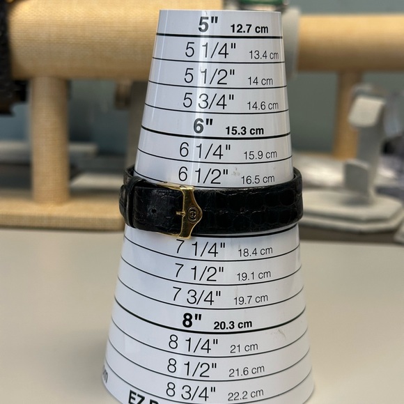 Gucci 2000M Sherry Line Stainless Steel Black 30mm Ladies’ Luxury Watch - Picture 14 of 14